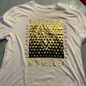 Gold and black guess t-shirt